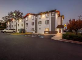 华盛顿特区大学园速8酒店，位于大学公园市的酒店