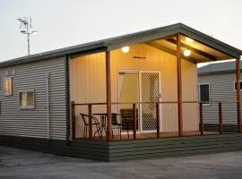 河滨小屋公园露营地