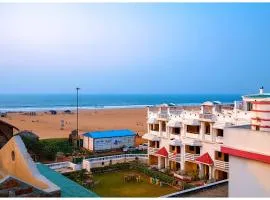 VIP Road Arya - Palace Residecny Near Sea Beach - Restaurant-Free Parking and Lift Facilities - FullyAir Air Conditioning Rooms - Best Hotel In Puri
