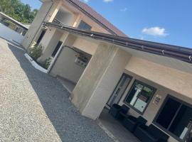 Villa Fafa，位于Ho的酒店