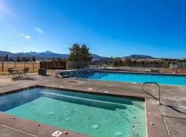 Fraser 3BR Condo with Pool and Hot Tub