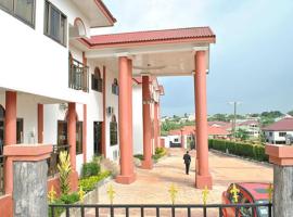 Franbec Hotel，位于Ejisu的酒店