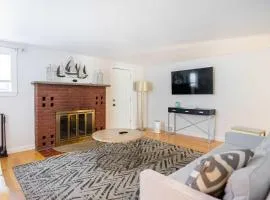 Spacious 4 bedroom home with large yard