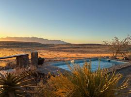 3 ALOES GUESTHOUSE，位于Uis的住宿