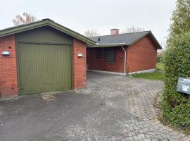 Villa close to Lalandia & Femern tunnel，位于勒兹比的酒店