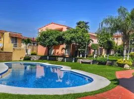 Hermosa casa, alberca, niños, mascota, jardín, facturamos