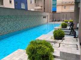 Seu Refúgio de Luxo a Passos do Mar em Itapema，位于伊塔佩马的酒店