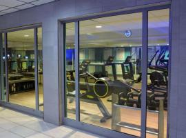 里昂中心撒克斯拉斐尔美居酒店，位于里昂的酒店