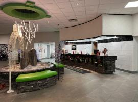 Wyndham Garden Medicine Hat Conference Center，位于梅迪辛哈特的酒店