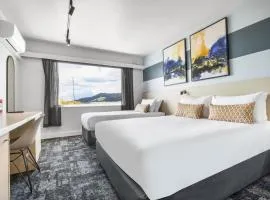 Nightcap at Burnie Townhouse