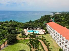 Kensington Resort Jeju Jungmun，位于西归浦市的酒店