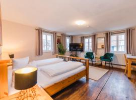 海克斯温科尔酒店，位于Wiernsheim的酒店