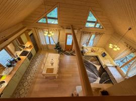 Whispering Pines，位于Sysmä的酒店