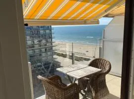 Residence Wembley with sea view