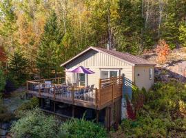 Lakeside & Private dock - Le Suisse d-Entrelacs，位于Entrelacs的酒店