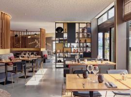 诺沃特玛娜瓦雷克雷吉安酒店，位于科累堑的酒店