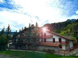 Hotel Chalet du Soleil，位于托尔诺的酒店