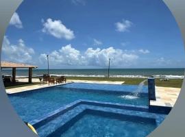 Pousada Pé na Areia Morro Branco，位于贝贝里比的酒店