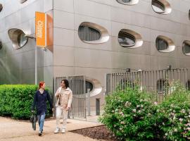 南锡中心阿德吉奥阿克瑟斯公寓式酒店，位于南希的精品酒店