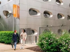 南锡中心阿德吉奥阿克瑟斯公寓式酒店