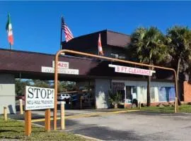 Arrow Motel by OYO Near Downtown