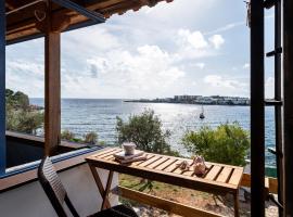 Cap Sounion Seafront Retreat，位于苏尼翁的酒店