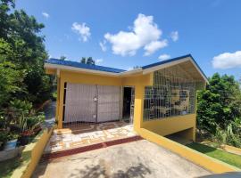 M&A Tranquility Cottage，位于Knockpatrick的宠物友好酒店