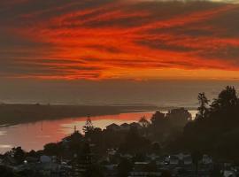 Beautiful Portal Santo Domingo Apartment，位于圣安东尼奥的酒店