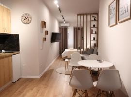 Home 3，位于爱尔巴桑的酒店