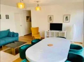 High-End 3BR w terrace, garden&parking