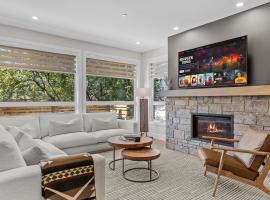 Sisters Summit Villa by WeekAway Vacations，位于坎莫尔的酒店