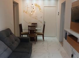 Lindo apt na Avenida Mário covas, com ótima localização，位于阿纳宁德瓦的酒店