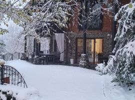 Bird Valley，位于西尼亚克的酒店