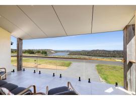 Crater View Boutique Eco Apartment，位于Koroit的酒店