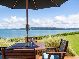 Harbourside Getaway，位于One Tree Point的酒店