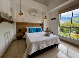 Apartamentos de lujos para descansar Oasis，位于圣赫罗尼莫的酒店