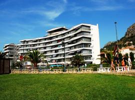 Charming Apartment in Estartit，位于埃斯塔蒂特的酒店