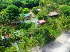 Cocobeach Palomino，位于帕洛米诺的酒店