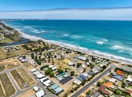 日落海滩假日露营地