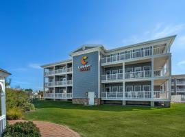 Comfort Suites Chincoteague Island Bayfront Resort，位于钦科蒂格的酒店