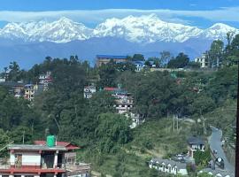 Bandipur Samira Homestay & Mountain View Restaurant，位于班迪普尔的酒店