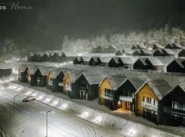 Wonder Hill - bajkowy widok na góry i zalew, strefa wellness na terenie kompleksu
