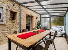 Charming Tuscany Villa With Private Infinity Pool，位于皮亚诺堡的酒店