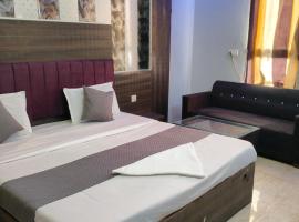 Hotel Park，位于勒克瑙的酒店