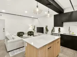 Beacon Luxury Loft Heart of Tulsa