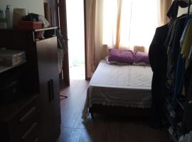 Casa independente com espaço gourmet，位于马卡埃的酒店