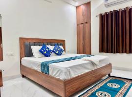 Shree Hanumat Kripa Dham，位于范兰德凡的酒店