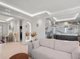 Pnoe Luxe Apartment & Spa, Naxos Town