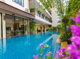 Chiang Mai Waroros Boutique Hotel，位于清迈长美的酒店