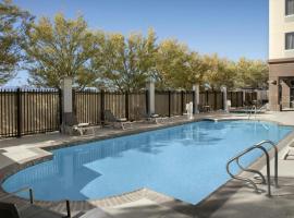 钱德勒凤凰城时尚中心费尔菲尔德酒店，位于钱德勒的酒店